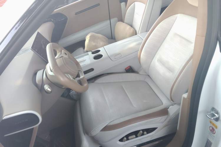 Used Avatr 07 2024 Max Extended-Range Edition Left Front Seat