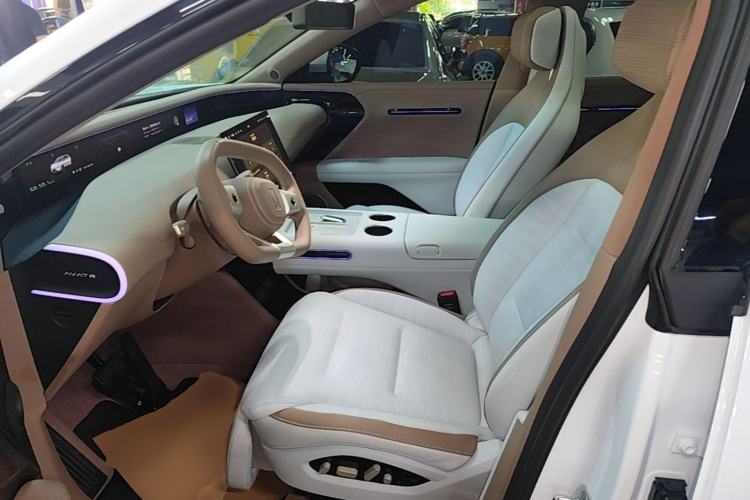 Used Avatr 07 2024 Max Extended-Range Edition Left Front Seat