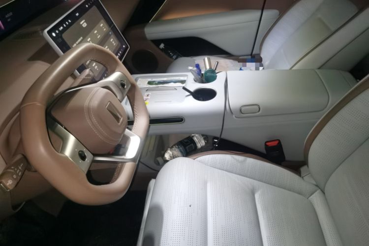 Used Avatr 07 2024 Ultra Range-Extended Four-Wheel Drive Left Front Seat