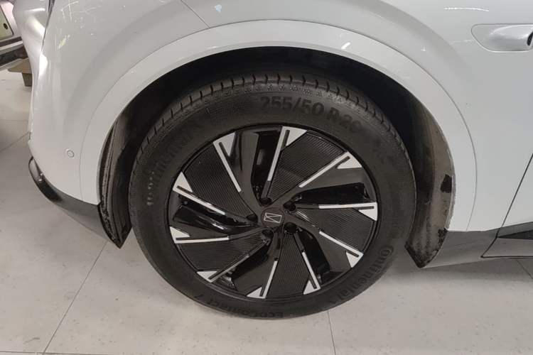 Used Avatr 07 2024 Max Extended-Range Edition Left Front Wheel Hub