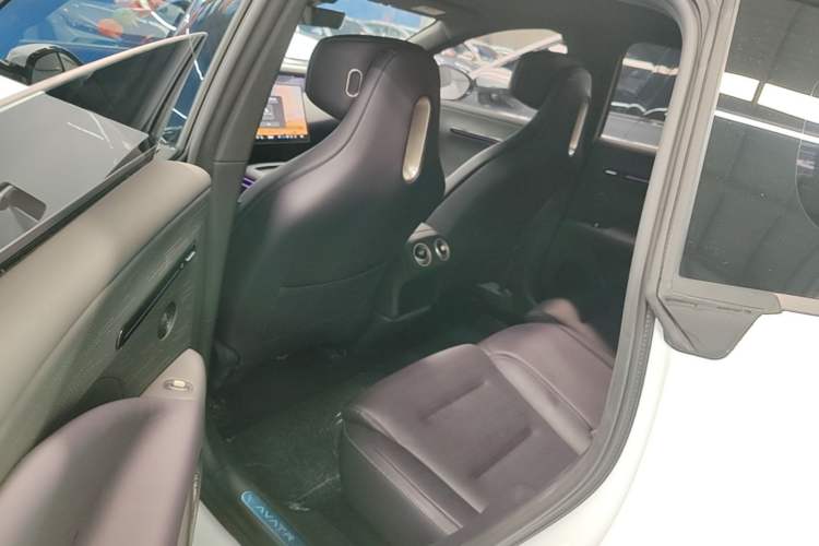 Used Avatr 07 2024 Pro+ All-Electric Version Left Rear Seat