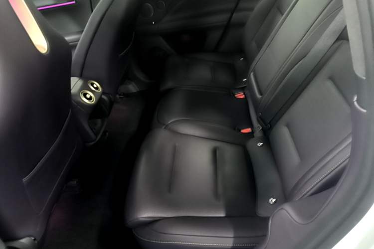 Used Avatr 07 2024 Max Extended-Range Edition Left Rear Seat