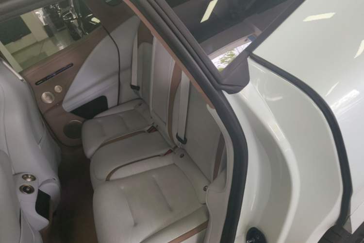 Used Avatr 07 2024 Max Pure Electric Edition Left Rear Seat
