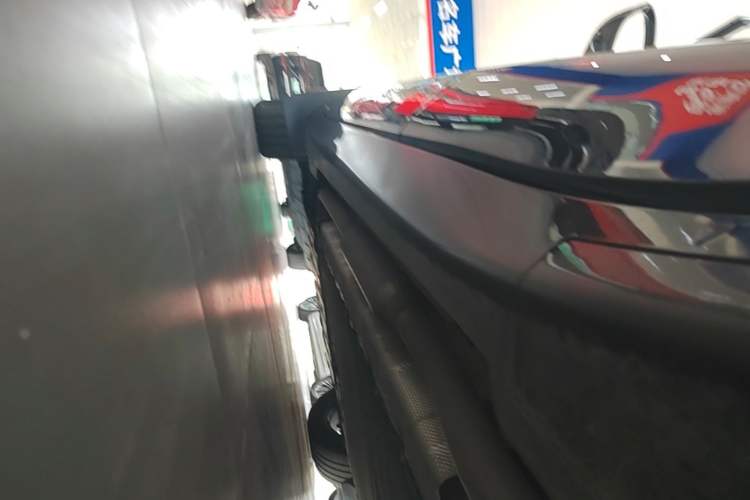 Used Avatr 07 2024 Max Extended-Range Edition Left Side Sill