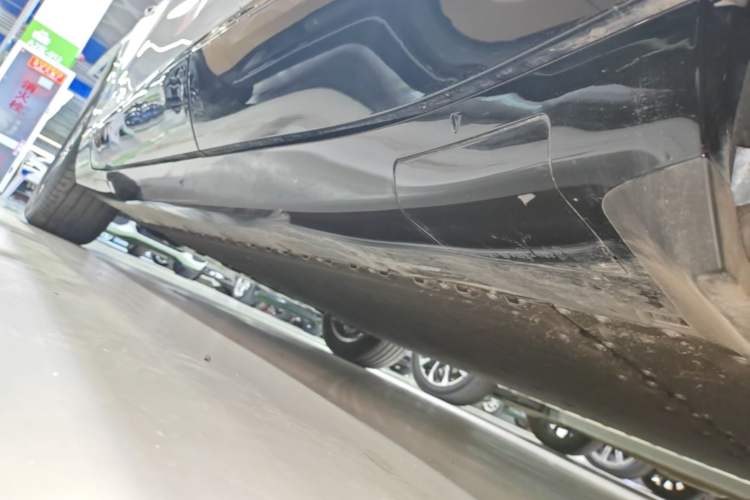 Used Avatr 07 2024 Pro+ All-Electric Version Left Side Sill