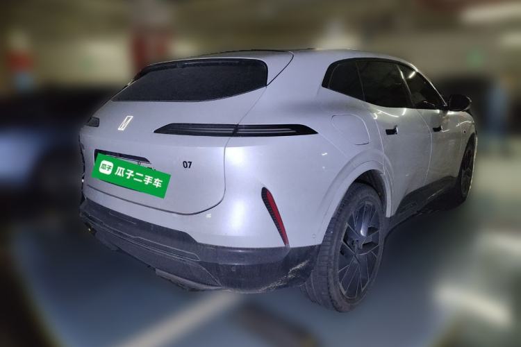Used Avatr 07 2024 Max Extended-Range Edition Rear Right 45 Deg