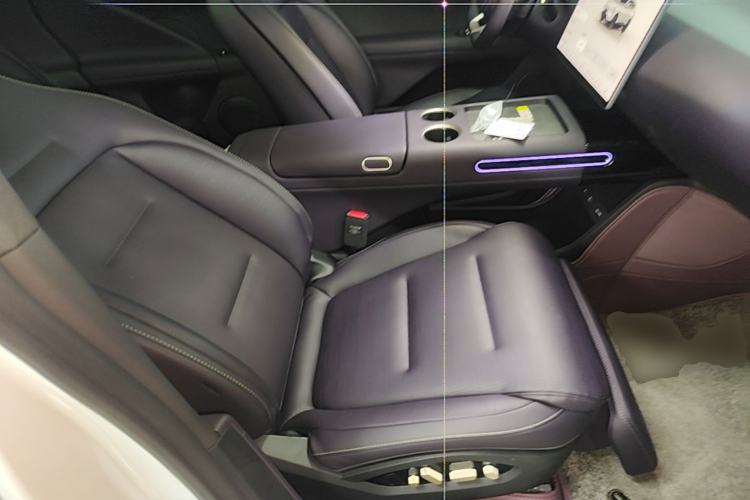 Used Avatr 07 2024 Pro+ All-Electric Version Right Front Seat