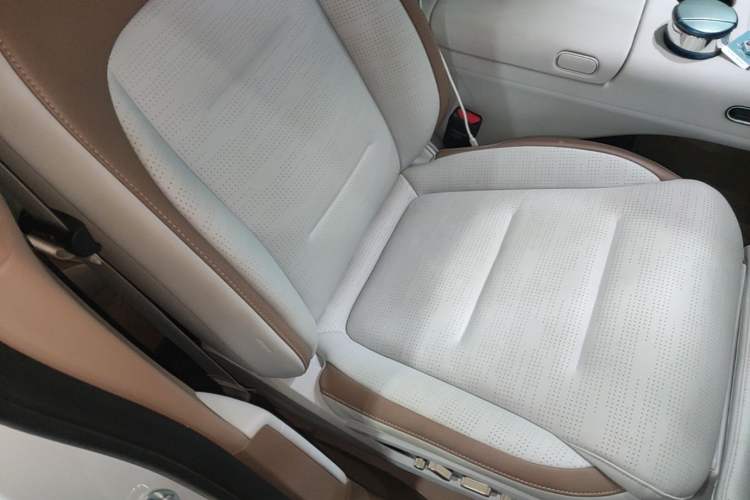 Used Avatr 07 2024 Max Extended-Range Edition Right Front Seat