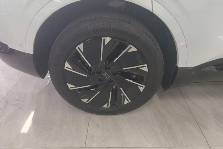 Used Avatr 07 2024 Max Pure Electric Edition Right Rear Wheel Hub