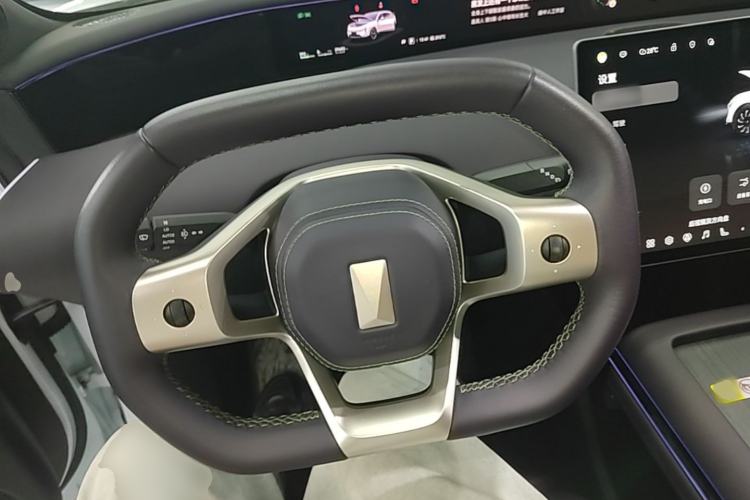 Used Avatr 07 2024 Pro Pure Electric Version Steering Wheel