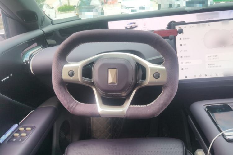 Used Avatr 07 2024 Pro+ Range-Extended Edition Steering Wheel