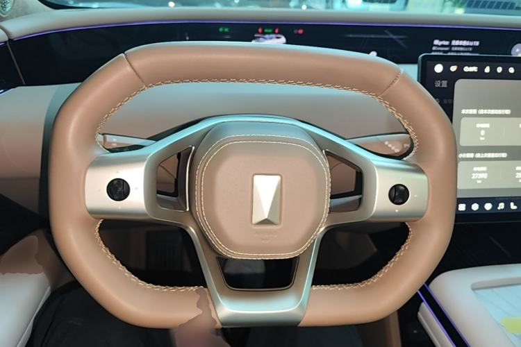 Used Avatr 07 2024 Max Extended-Range Edition Steering Wheel