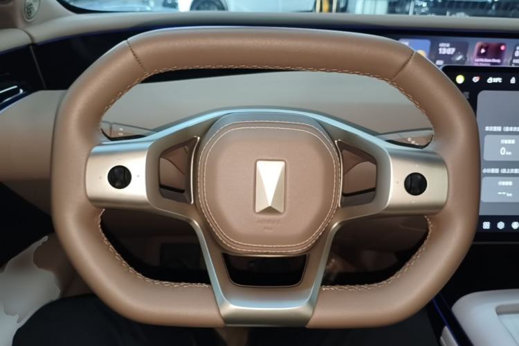 Used Avatr 07 2024 Pro+ All-Electric Version Steering Wheel