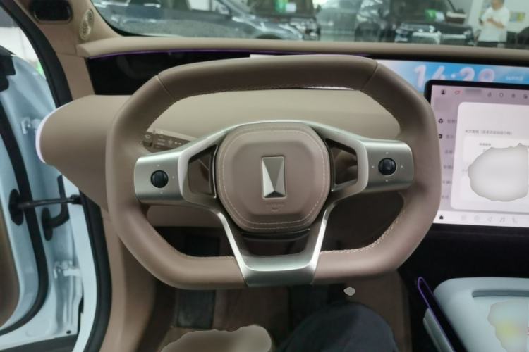 Used Avatr 07 2024 Max Extended-Range Edition Steering Wheel