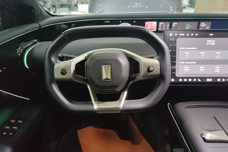 Used Avatr 07 2024 Max Extended-Range Edition Steering Wheel