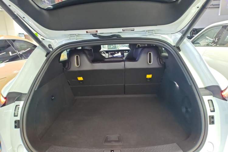 Used Avatr 07 2024 Pro+ All-Electric Version Trunk