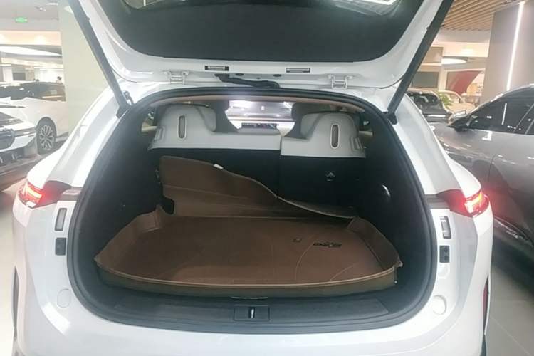 Used Avatr 07 2024 Pro+ All-Electric Version Trunk