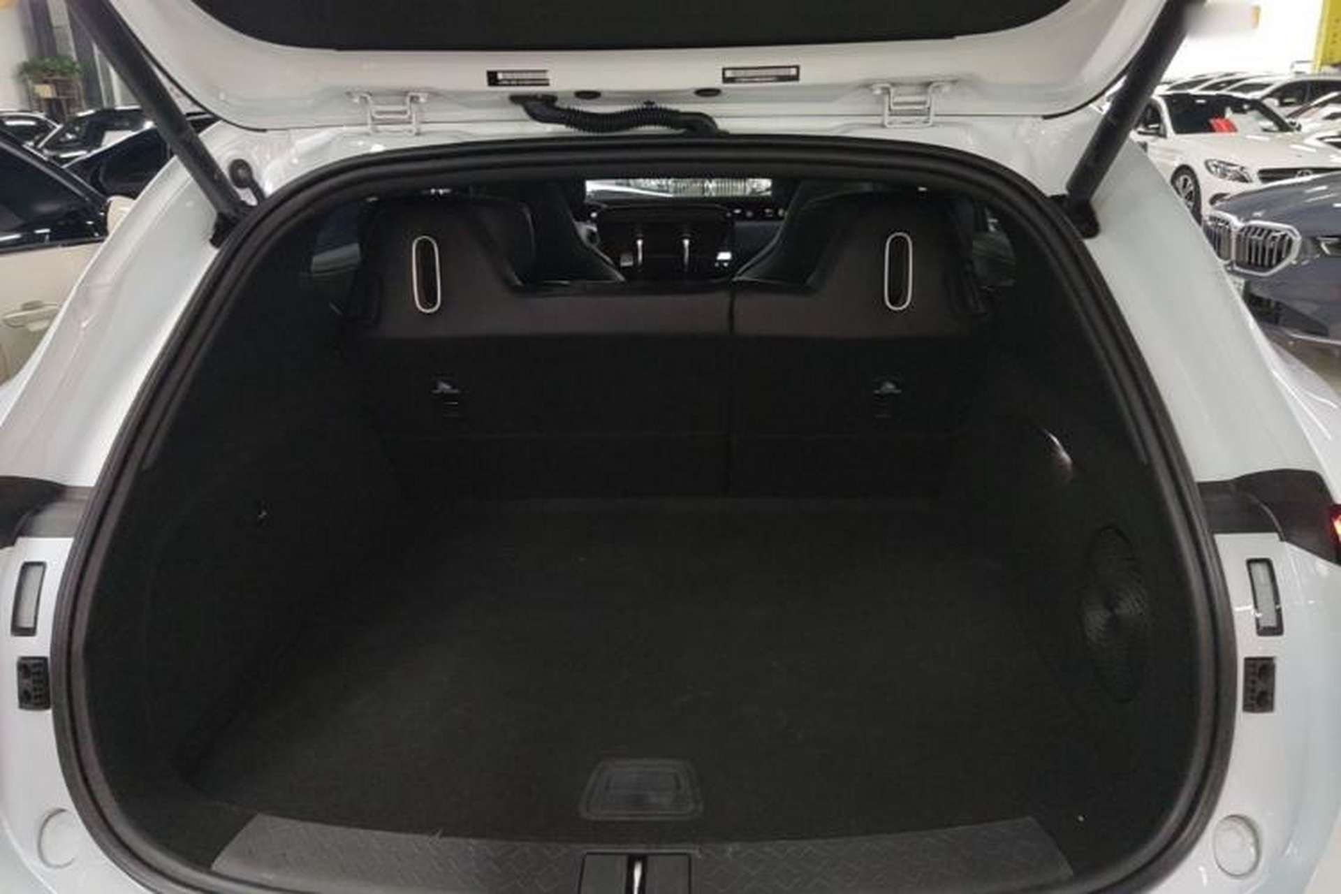 Used Avatr 07 2024 Pro+ All-Electric Version Trunk