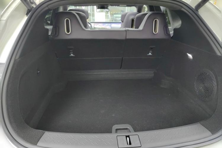 Used Avatr 07 2024 Ultra All-Electric Four-Wheel Drive Trunk