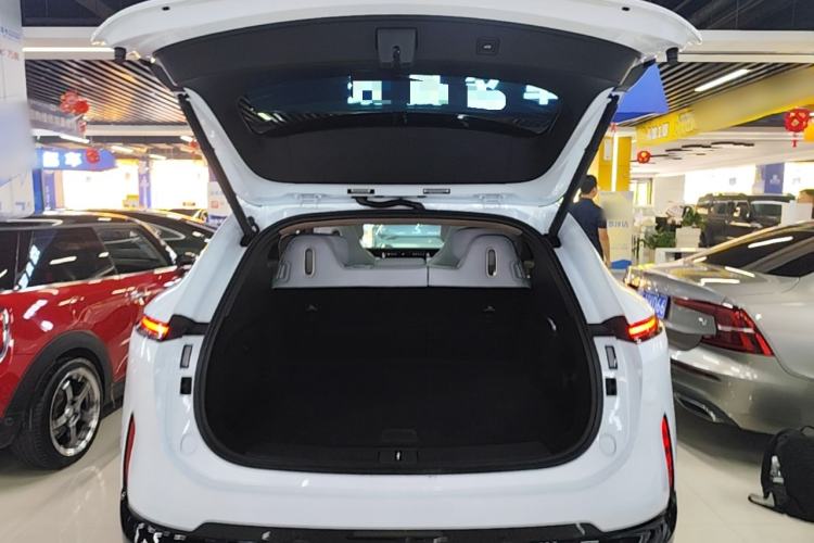 Used Avatr 07 2024 Max Extended-Range Edition Trunk