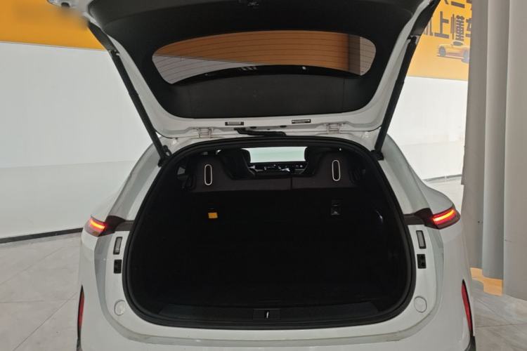 Used Avatr 07 2024 Pro+ All-Electric Version Trunk