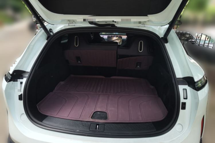 Used Avatr 07 2024 Pro+ All-Electric Version Trunk
