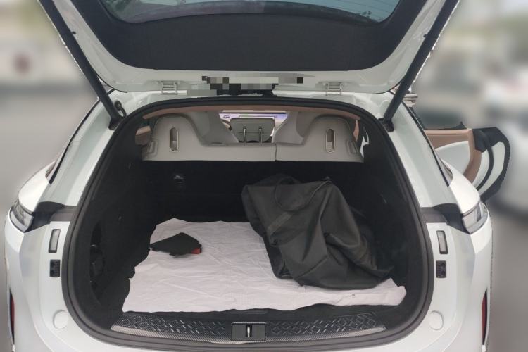 Used Avatr 07 2024 Max Extended-Range Edition Trunk