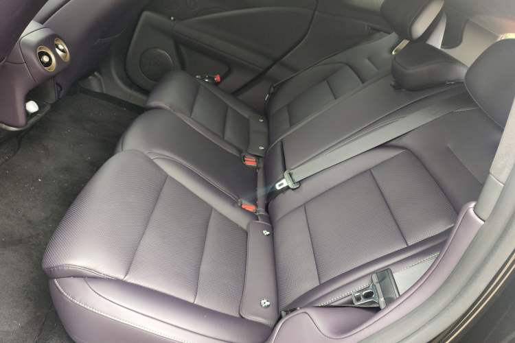 Used Avatr 07 2026 Ultra Pure-Electric All-Wheel-Drive Version Left Rear Seat