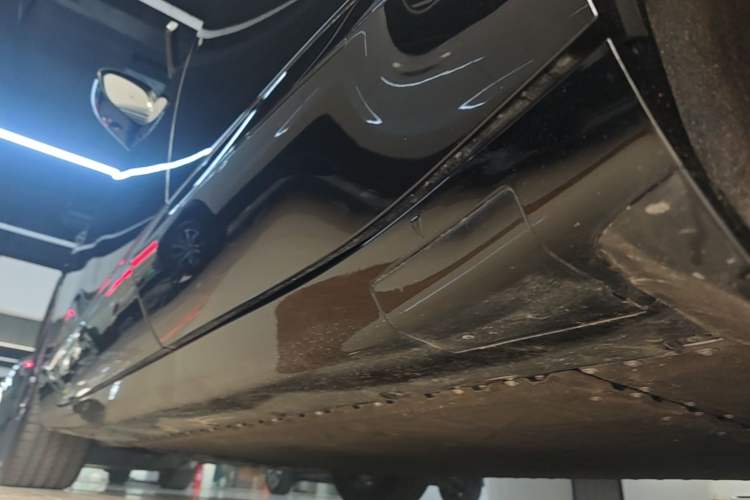 Used Avatr 07 2026 Ultra Pure-Electric All-Wheel-Drive Version Left Side Sill