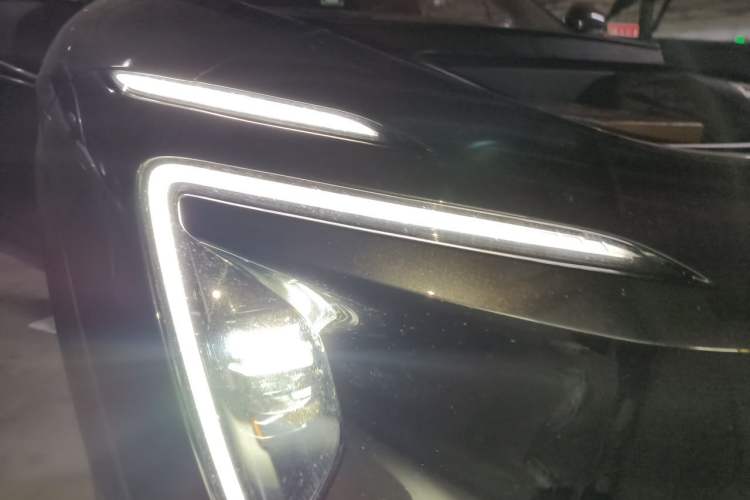 Used Avatr 07 2026 Elite Pure-Electric Version Right Front Headlight