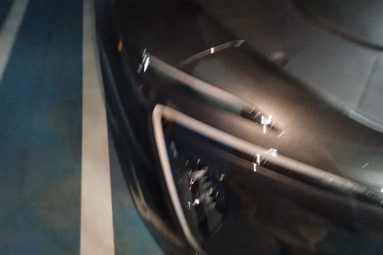 Used Avatr 07 2026 Elite Range-Extended Version 52.01kWh Right Front Headlight