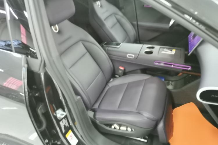 Used Avatr 07 2026 Ultra Pure-Electric All-Wheel-Drive Version Right Front Seat