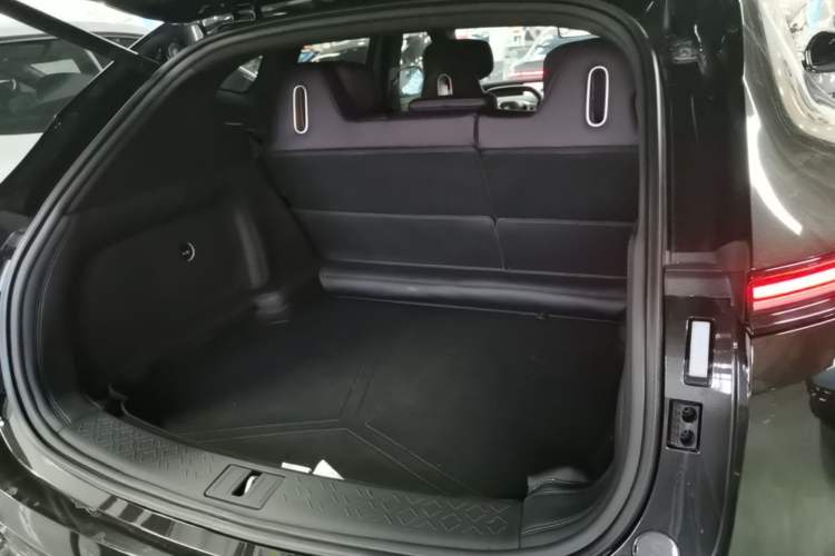 Used Avatr 07 2026 Elite Range-Extended Version 52.01kWh Trunk