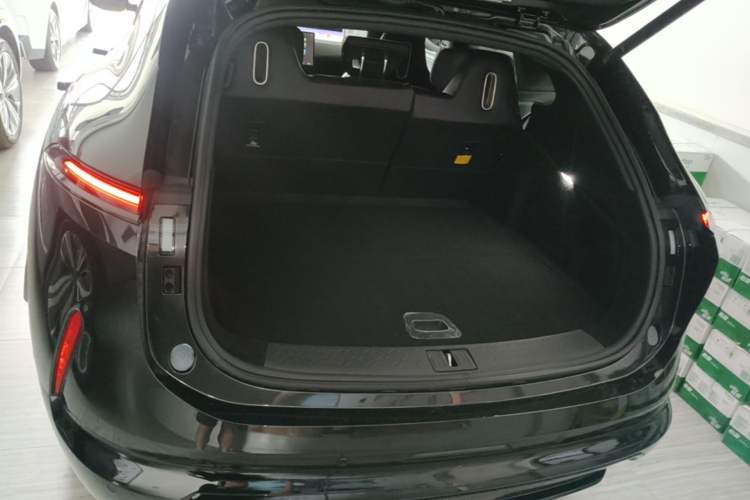 Used Avatr 07 2026 Elite Pure-Electric Version Trunk