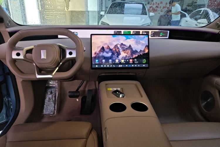 Used Avatr 07 2026 Max+ Pure-Electric Version Center Console