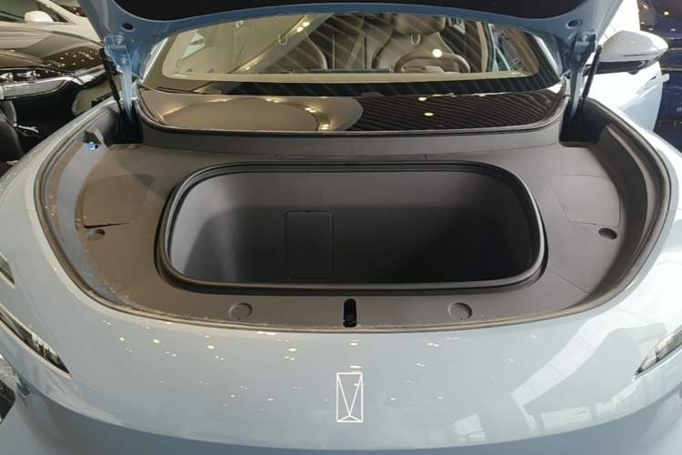 Used Avatr 07 2026 Max+ Pure-Electric Version Engine Bay