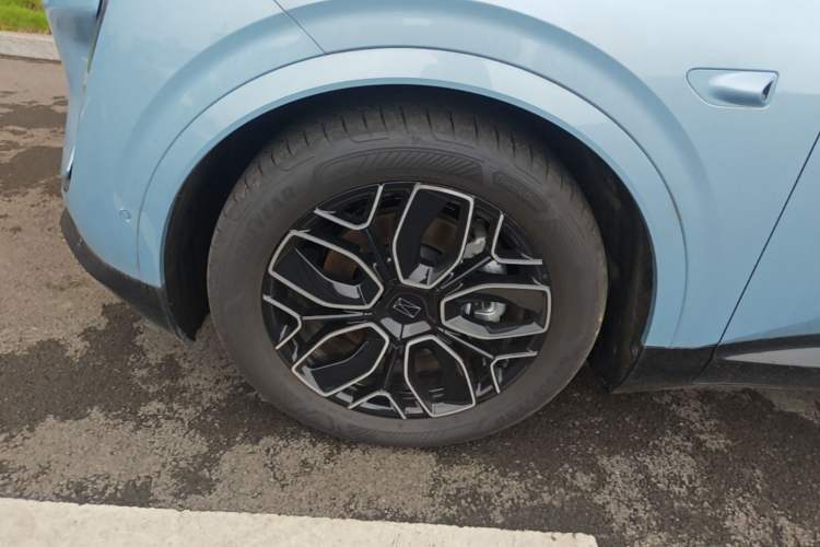 Used Avatr 07 2026 Max+ Pure-Electric Version Exterior 4