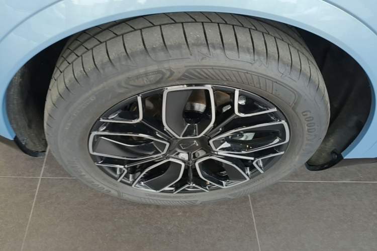 Used Avatr 07 2026 Max+ Pure-Electric Version Exterior 4