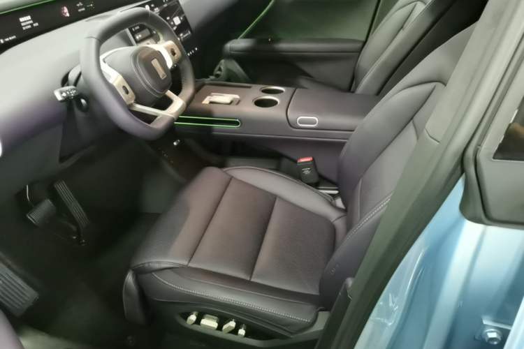 Used Avatr 07 2026 Ultra Pure-Electric All-Wheel-Drive Version Left Front Seat