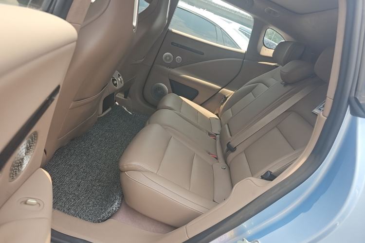 Used Avatr 07 2026 Max+ Range-Extended Version 52.01kWh Left Rear Seat