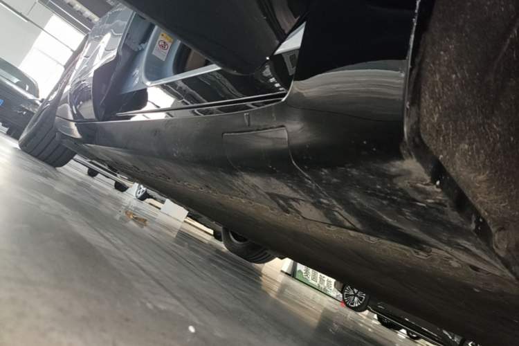 Used Avatr 07 2026 Ultra Pure-Electric All-Wheel-Drive Version Right Side Sill