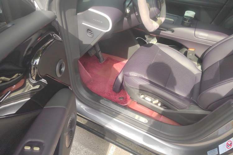 Used Avatr 07 2026 Max+ Range-Extended Version 52.01kWh Driver Seat