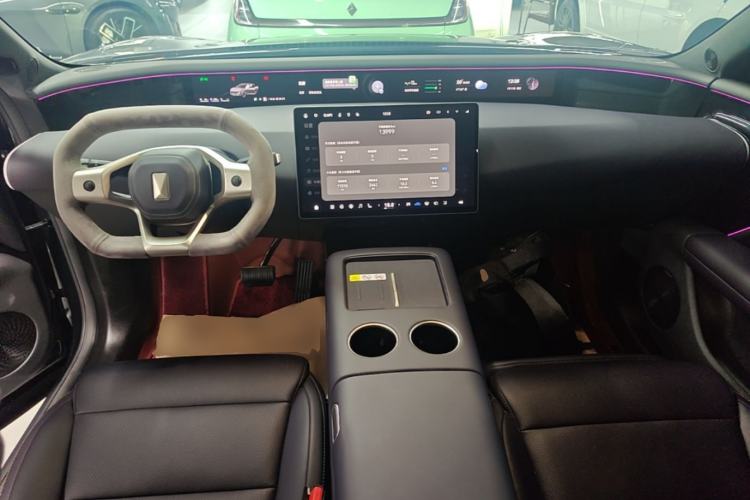 Used Avatr 07 2026 Max+ Range-Extended Version 52.01kWh Center Console