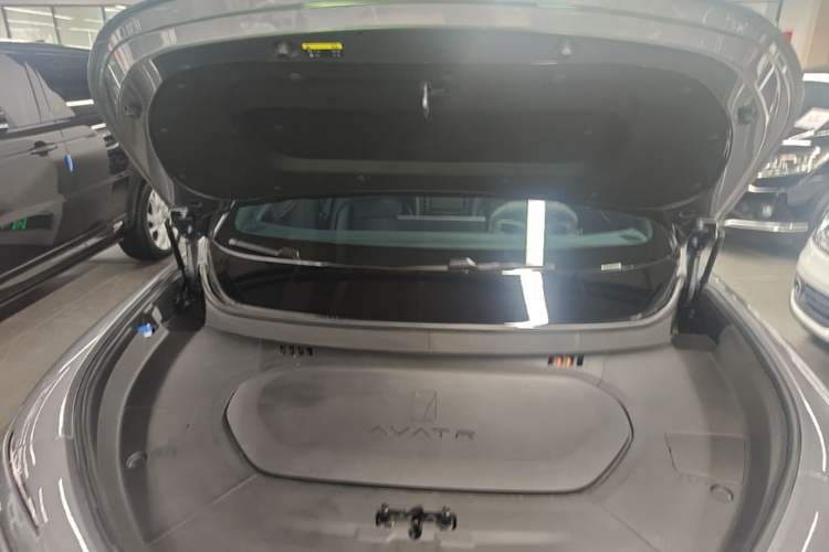 Used Avatr 07 2026 Max+ Range-Extended Version 52.01kWh Engine Bay