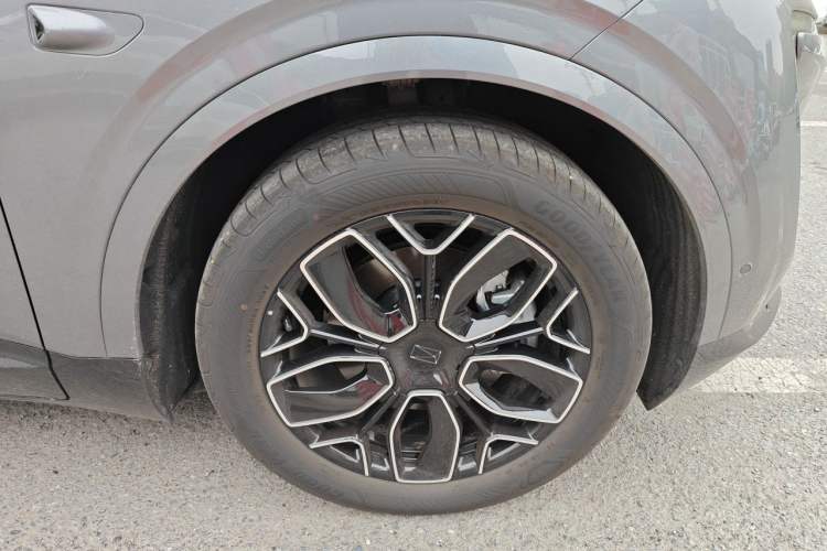 Used Avatr 07 2026 Elite Range-Extended Version Exterior 1
