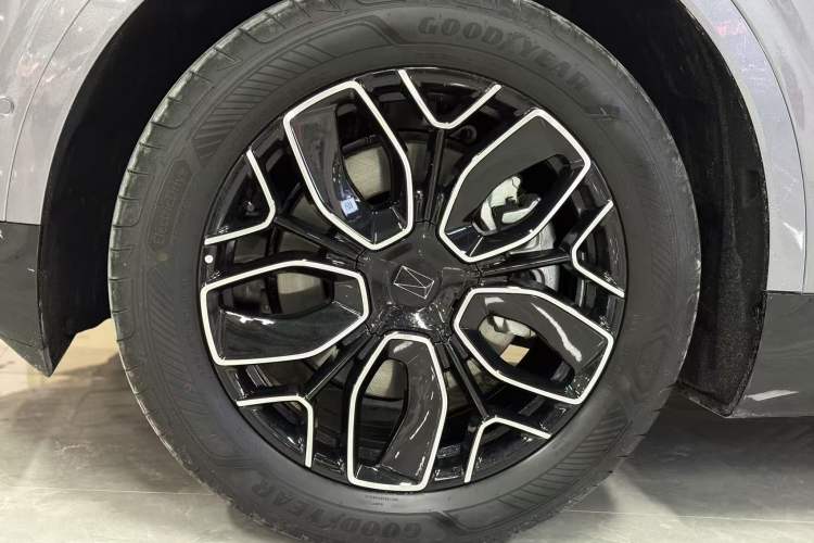 Used Avatr 07 2026 Elite Pure-Electric Version Exterior 6