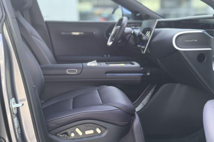 Used Avatr 07 2026 Elite Range-Extended Version Interior 5