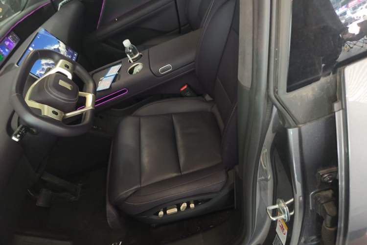 Used Avatr 07 2026 Ultra Pure-Electric All-Wheel-Drive Version Left Front Seat