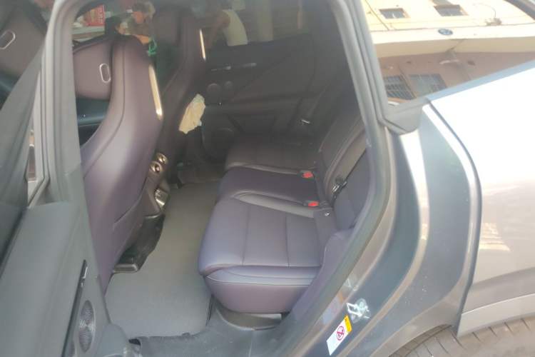 Used Avatr 07 2026 Ultra Pure-Electric All-Wheel-Drive Version Left Rear Seat