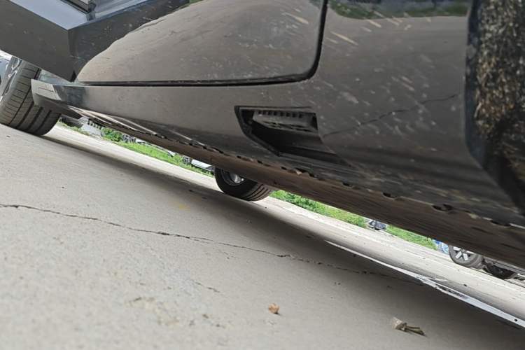 Used Avatr 07 2026 Ultra Pure-Electric All-Wheel-Drive Version Right Side Sill